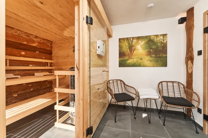 Ruhebereich vor der Sauna